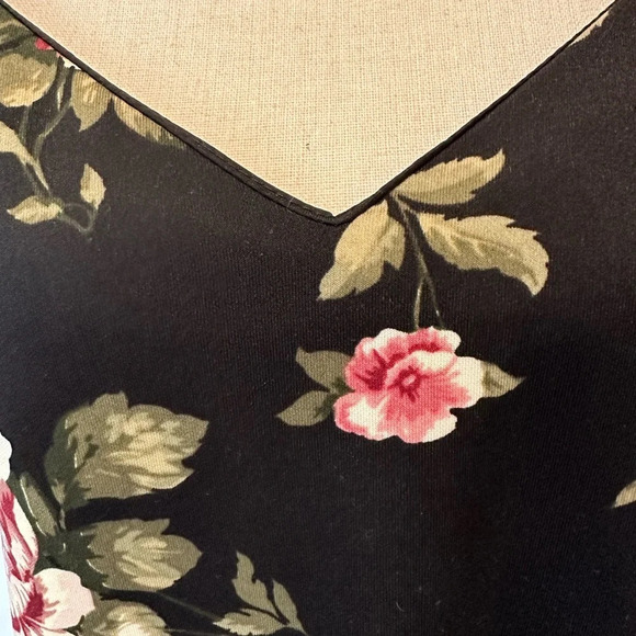 Guilty Floral Black and Pink Midi Dress Bodycon Flutter Sleeve Size Large - Picture 2 of 7